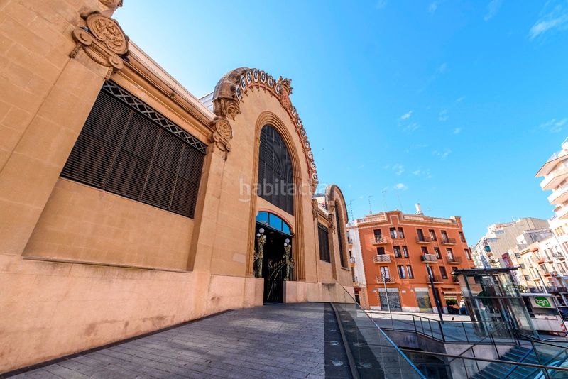 Foto c8bf4e37-96f3-4070-89d4-ceec9b1991b3. Location local commercial dans Eixample Tarragona