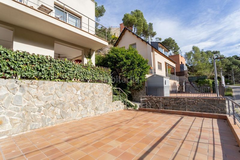 Foto 40ea9877-49c9-45db-9303-244c6fd36b88. Casa amb aparcament piscina a Vallirana