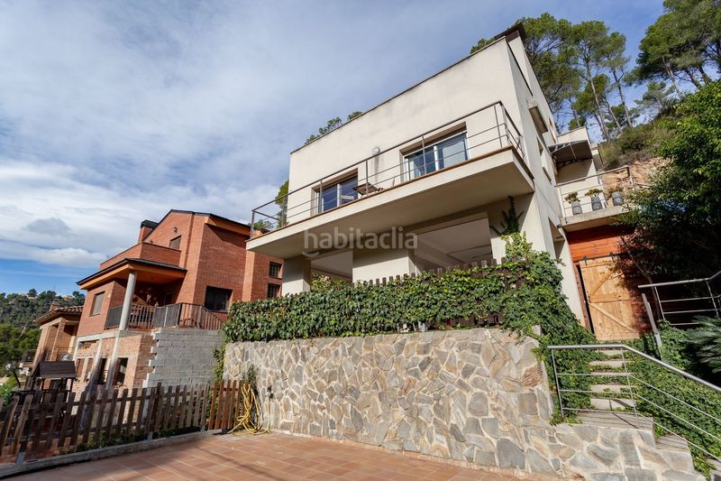 Foto 510f5e0c-2511-43b4-bda2-9d6ab2f936a2. Casa amb aparcament piscina a Vallirana