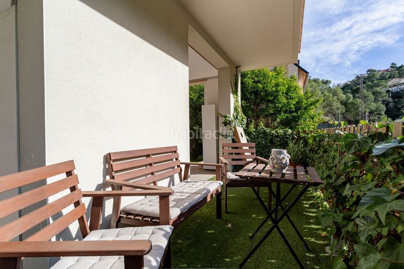 Foto a868c1ca-a2d8-47f3-b644-9911f42b27ff. Casa amb aparcament piscina a Vallirana