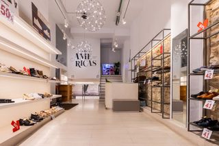 Alquiler Local Comercial en Unio 6. Historia y futuro en rambla nova de tarragona
