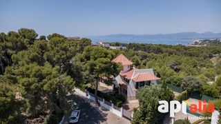 Chalet  Calle del bosc del quec. Privacidad y luz en cap salou