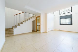 Affitto Duplex  General contreras. Dúplex luminoso en tarragona