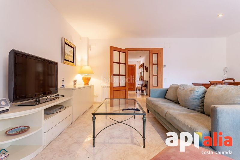 Foto 814d1599-cbde-473f-8958-d52f73960598. Casa adossada a via augusta 2 a Altafulla
