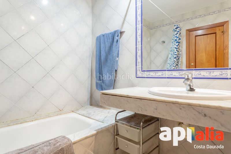 Foto b3f49c87-54b6-404d-8a2d-33d51f1ef210. Casa adossada a via augusta 2 a Altafulla