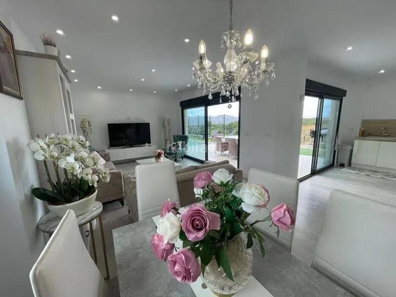 Foto ed28ae62-3326-466f-abaa-d7c2f9681465. Chalet en Escandinavia-Cautivador Alfàs del Pi (l´)