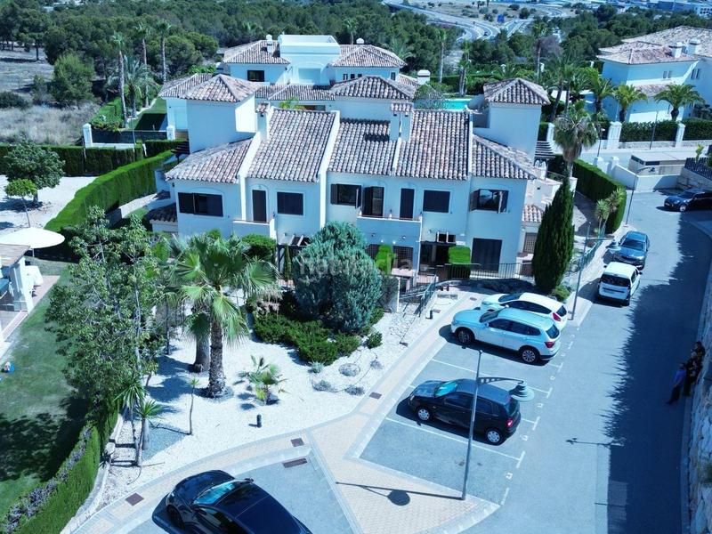 Foto 1307e52d-2175-4572-8edc-46dbcb1315ec. Chalet mit pool in Golf Bahía Finestrat