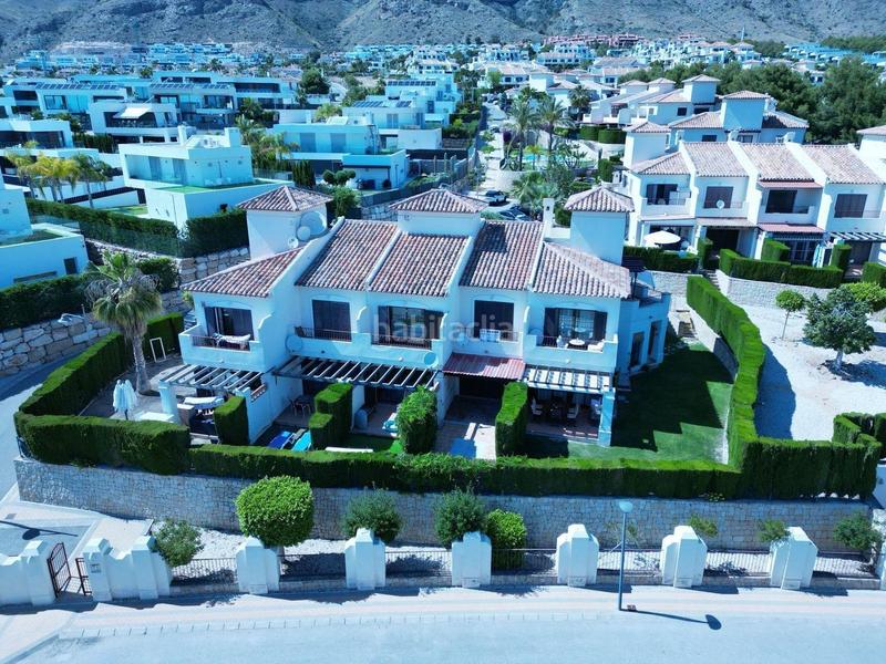 Foto 2d38e967-682f-479d-bc3a-75fc759a928e. Chalet mit pool in Golf Bahía Finestrat