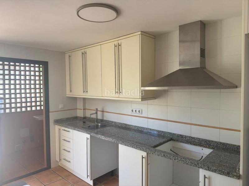 Foto 24997c93-22ba-45ef-8845-4b655cfc3527. Chalet avec piscine dans Golf Bahía Finestrat