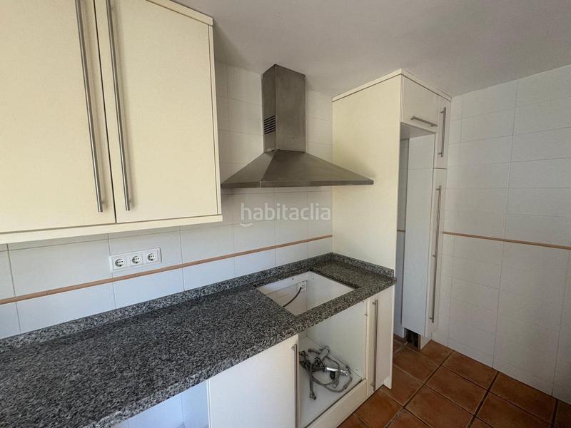 Foto 8c90f8b9-3d48-4b5d-8526-0491403c236e. Chalet avec piscine dans Golf Bahía Finestrat