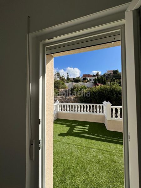 Foto 48e589b6-9c84-45fe-a2ea-e5213c303e28. Casa amb aparcament a Pueblo Acantilado-Lanuza Campello (el)