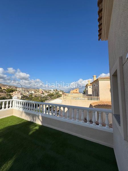 Foto 7bbc56ab-c62a-4173-8dfe-e9b6f1abcca4. Casa amb aparcament a Pueblo Acantilado-Lanuza Campello (el)