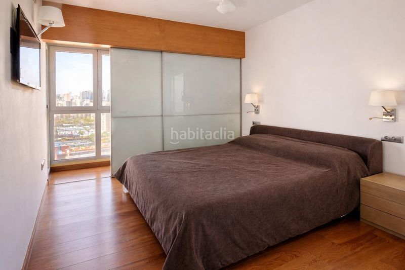 Foto 1babcd4a-8d74-4374-992c-a0bd70f4e75f. Pis amb aparcament piscina a Playa Levante Benidorm
