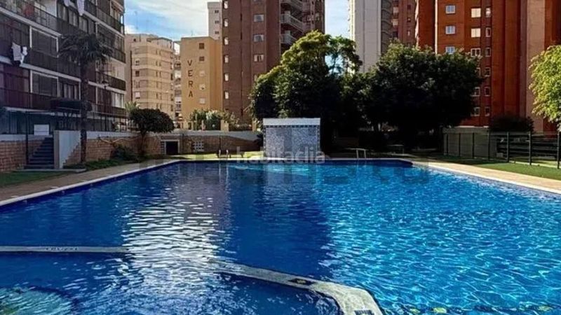 Foto ed1c289c-ef56-4427-9149-8ed9cecf1696. Dúplex amb piscina a Rincón Alto Benidorm