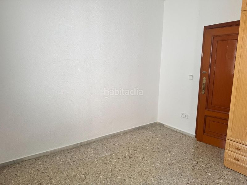 Foto 1a965d2d-0138-462c-8ea4-7a2e1337f368. Àtic amb aparcament a Playa Levante Benidorm
