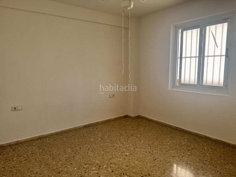 Foto ee61a40c-b806-4a85-8642-b6e130240ac4. Àtic amb aparcament a Playa Levante Benidorm
