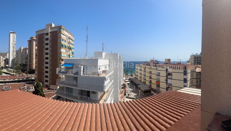 Foto fbe05f24-c60d-40e1-9e4f-f1f84e2d98d4. Àtic amb aparcament a Playa Levante Benidorm