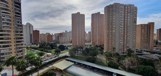 Piso en Juzgados - Plaza de Toros. Vive benidorm con amplitud, luz y todos los servicios a tu alcan