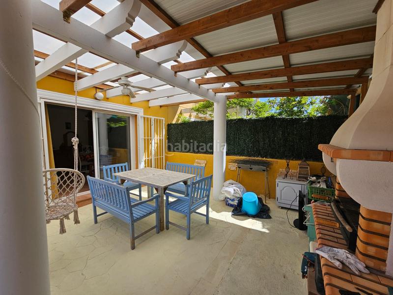 Foto f076b6e4-01c6-4503-a3df-67f871e1607e. Chalet ?? chalet pareado con encanto mediterráneo en la nucía. en Nucia (la)