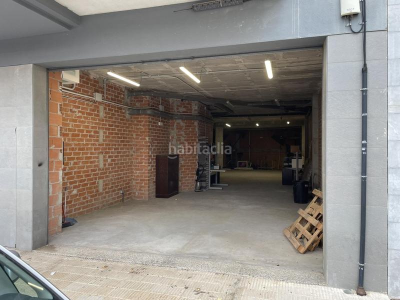 Foto 98a768a6-088f-4a3b-88ef-7db4ae6b1f50. Local comercial  a en Poble Sec Igualada