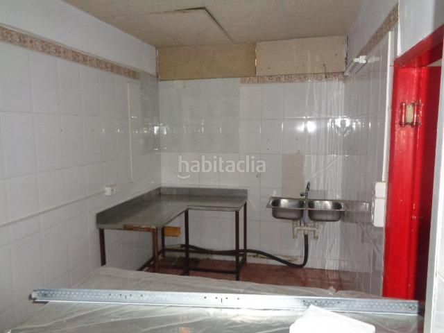 Foto 66092a30-7d0a-4542-8666-4156785b2d51. Local comercial a Centre Igualada