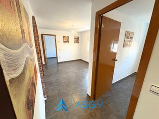 Pis a Llevant. Oportunidad en el barrio montserrat! piso económico y listo para