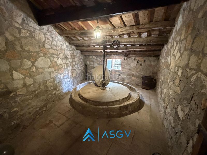 Foto d5889944-315d-4dd6-95dd-fa52861dc052. Casa amb calefacció aparcament piscina a Jorba