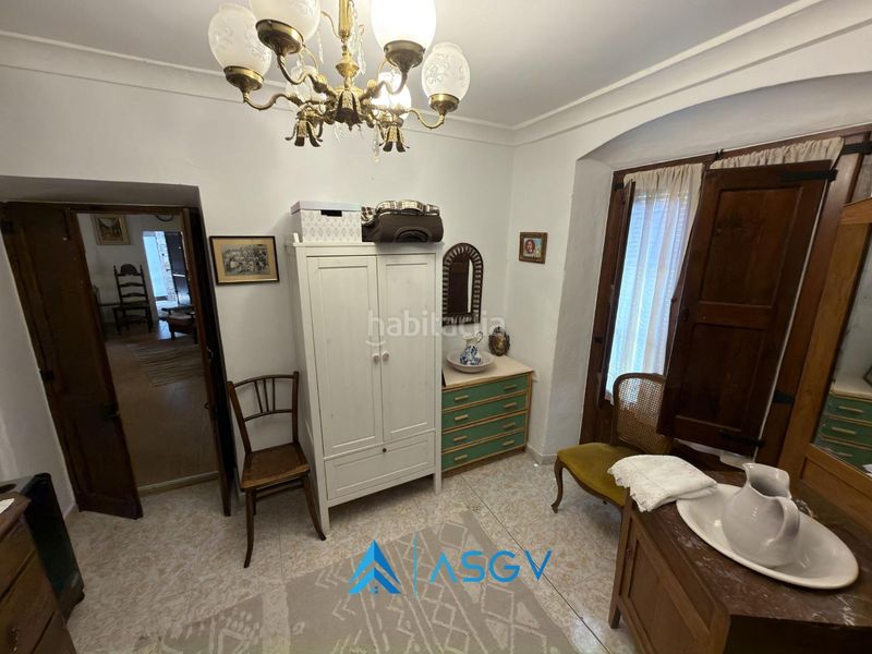 Foto df12f32e-8733-4631-95af-0a788f85c6e2. Casa amb calefacció aparcament piscina a Jorba
