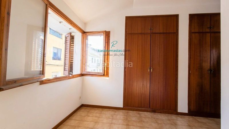 Foto 0a9027f8-68f4-41e5-9e4f-dcb2924cf7b0. Xalet amb calefacció aparcament a Cabanyes (Les)