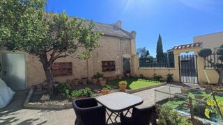 Country house in Sant Cugat Sesgarrigues. Casa seorial, ideal para 2 familias y un taller para un gran ar