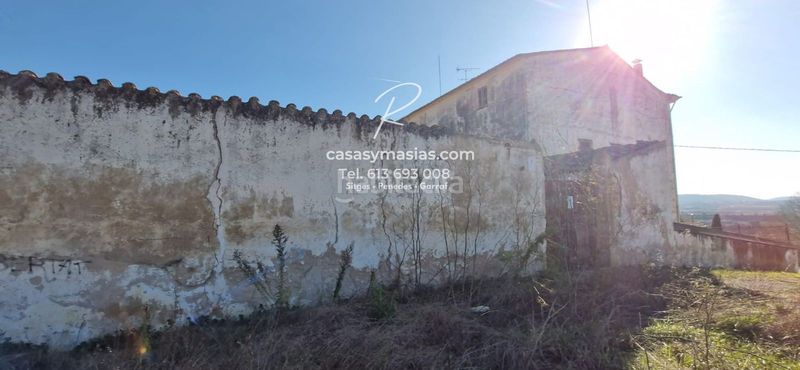 Foto c49aa778-c202-418a-b136-5e033af85e82. Masia a Avinyonet del Penedès