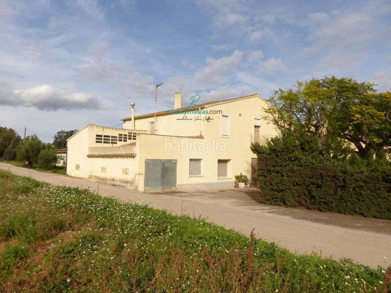 Foto d8029512-106c-4c95-808c-130e47f613bd. Masia amb calefacció aparcament a Vilobí del Penedès