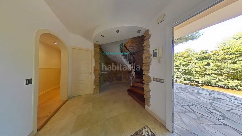 Foto 2f100a44-efa2-44e4-998c-fffc1dd77b6a. Chalet mit heizung parking pool in pla de maset - cap de Salou Salou