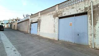 Local Comercial  Travessera dels bassons. Solar urbano con una nave de 150 m2, en el centro de torrelles d