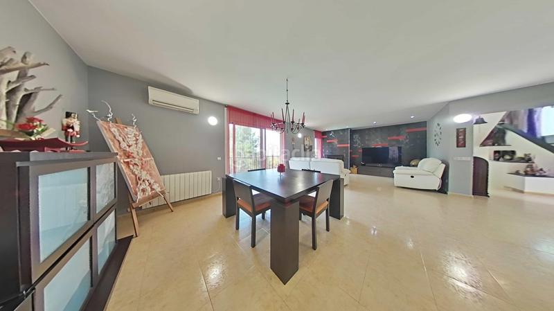Foto 87e232f2-6b79-477c-a266-b09ef4719dab. Chalet buscas un hogar amplio, íntimo y con vistas espectaculares? con piscina y un gran garaje en Canyelles