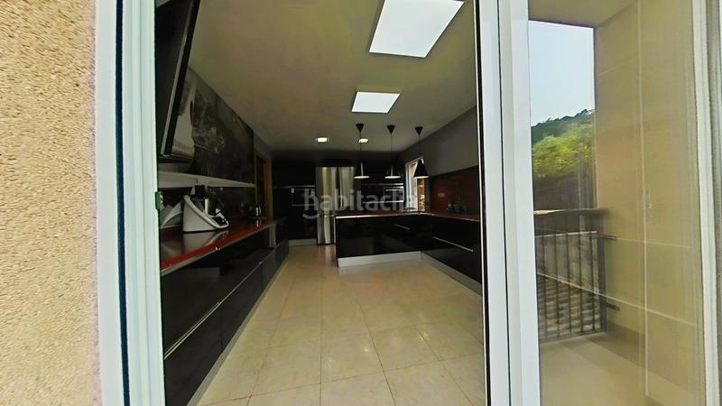 Foto b7ee609a-e661-471f-89e7-c50eeeb15f50. Chalet buscas un hogar amplio, íntimo y con vistas espectaculares? con piscina y un gran garaje en Canyelles
