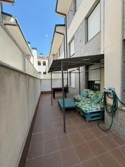 Pis  Villalobón - cl salero. Bajo con patio en villalobón