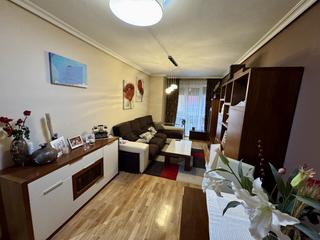 Pis  Palencia - cl valentin calderon. Piso de 3 dormitorios en el centro de palencia