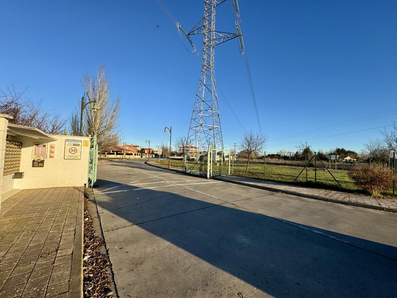 Foto f811a24d-8779-47d2-b16c-b5da488db278. Terreno residencial parcela en venta en Grijota