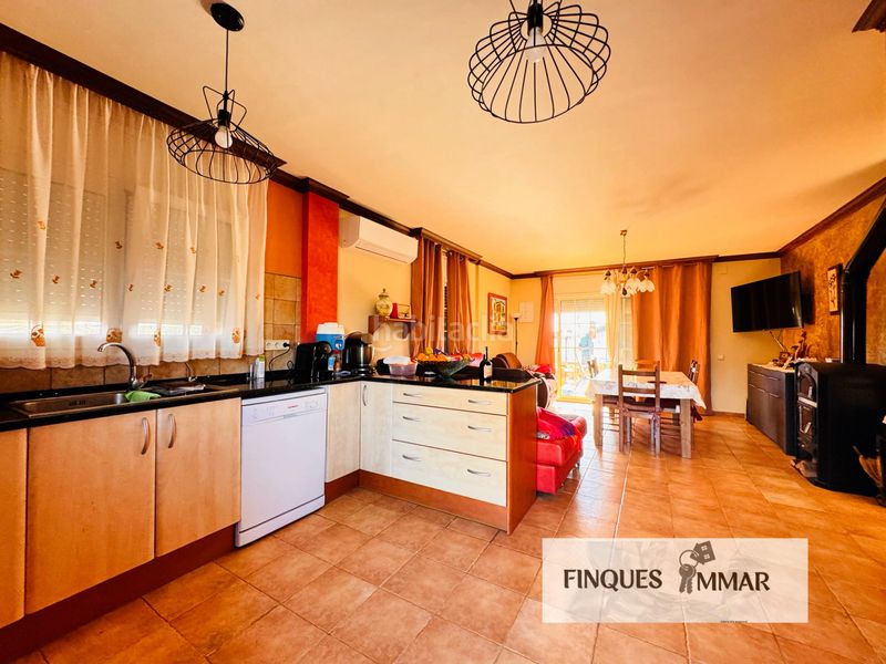 Foto 3318c904-fcab-4975-bd2e-429b74ebb0cf. Casa amb xemeneia calefacció aparcament piscina a Sils