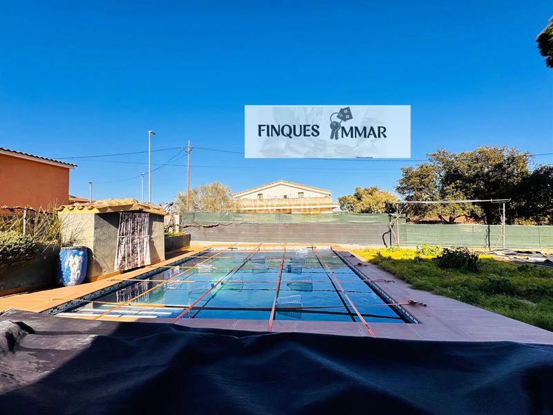 Foto 4f1a59e0-059a-4117-a16c-713365d058d8. Casa amb xemeneia calefacció aparcament piscina a Sils