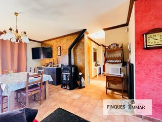 Maison  Carrer montnegre. Precioso chalet independiente con piscina
