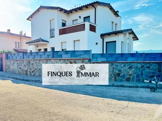 Xalet  Carrer la plana. Casa o chalet con piscina, jardin y vistas al montseny