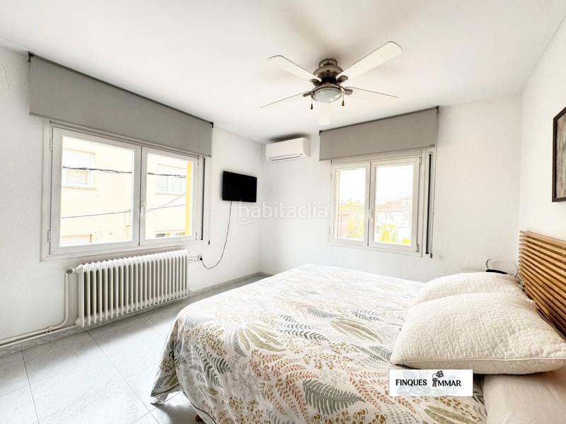 Foto 5c16fe42-7af1-4d25-a999-e459c9fb5f36. Casa adosada preciosa casa a cuatro vientos en Breda