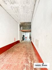 Aparcament cotxe a Mont Ferrant-Joan Carles I. 2 plazas de parquing
