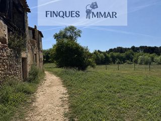 Finca rústica a Riudarenes. Espectacular masia histórica de 1640