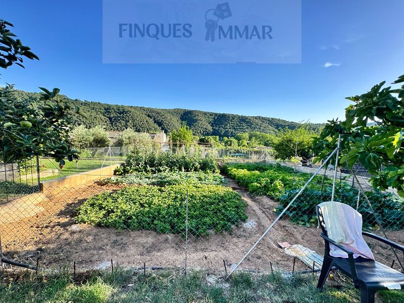 Foto e20d8849-f4c4-43b9-9328-4ceeb123e8c3. Xalet amb xemeneia calefacció aparcament a Massanes