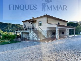 Chalet in Sant Feliu de Buixalleu. Chalet con privilegiadas vistas