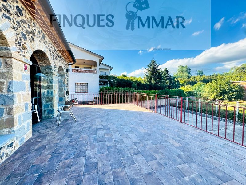 Foto b76e1c1b-0781-4372-ab40-4bb519caf628. Casa a Planes d´Hostoles (Les)