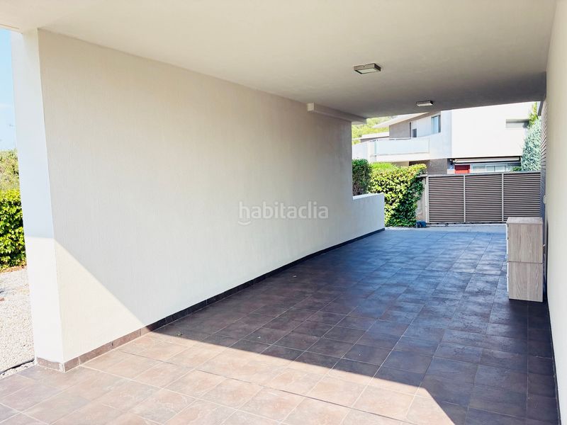 Foto 1808d6a4-335c-4af7-81d4-7d5d73e5e74d. Casa aparellada amb calefacció aparcament piscina a Chiva